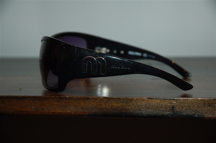 Shiny Black Miu Miu Sunglasses, size O/S