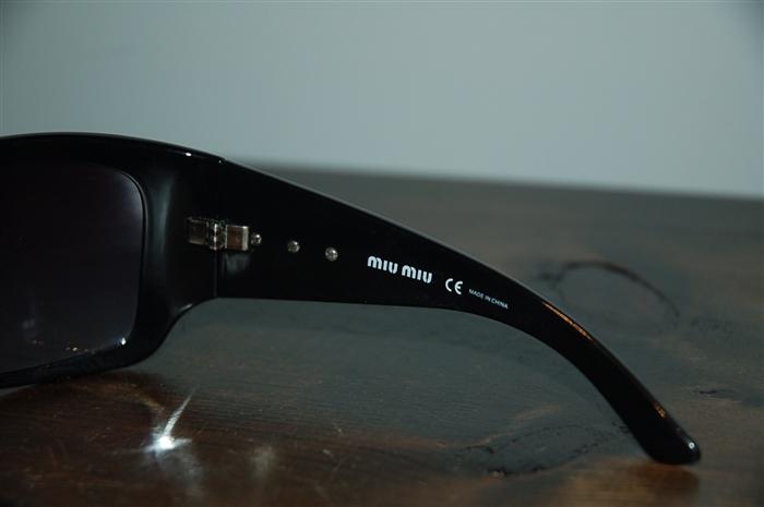 Shiny Black Miu Miu Sunglasses, size O/S