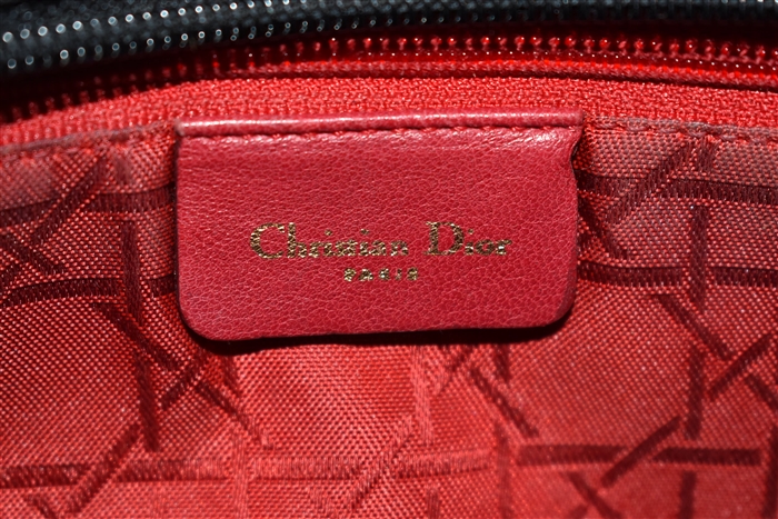 Basic Black Dior Handbag, size M