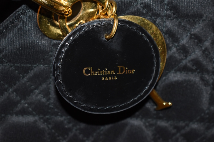 Basic Black Dior Handbag, size M