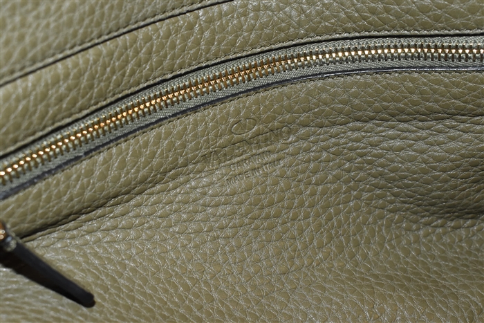Olive Valentino Tote, size M
