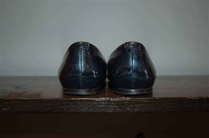 Steel Blue Roger Vivier Flats, size 8.5