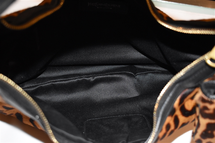 Animal Print Saint Laurent Shoulder Bag, size L