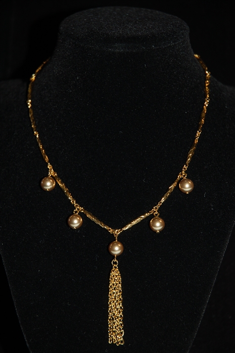 Gold Nina Ricci Necklace, size O/S