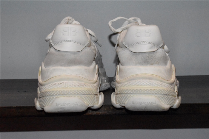 Off-White Balenciaga Sneaker, size 9