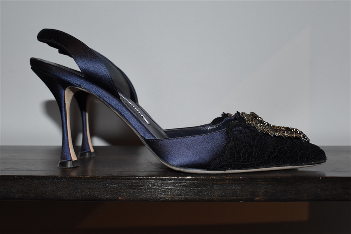 Navy Manolo Blahnik Sling-Back, size 9.5