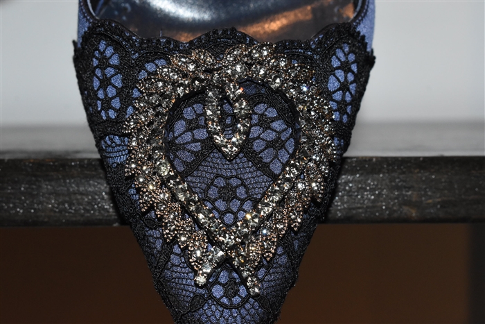 Navy Manolo Blahnik Sling-Back, size 9.5
