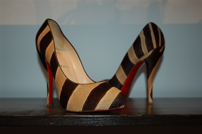 Mixed Browns Christian Louboutin Pumps, size 10