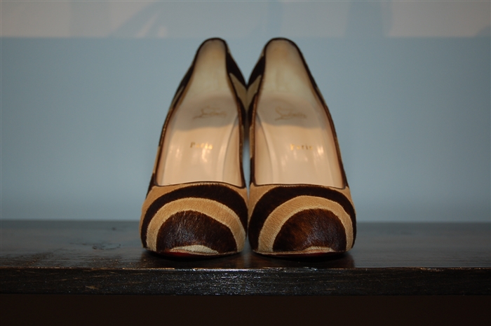 Mixed Browns Christian Louboutin Pumps, size 10