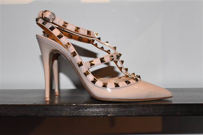 Taupe Valentino Pumps, size 8