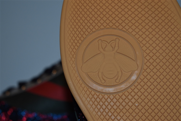 Monogram Gucci Sneaker, size 8.5