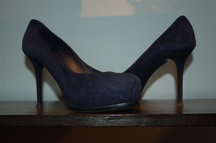 Navy Saint Laurent Pumps, size 11