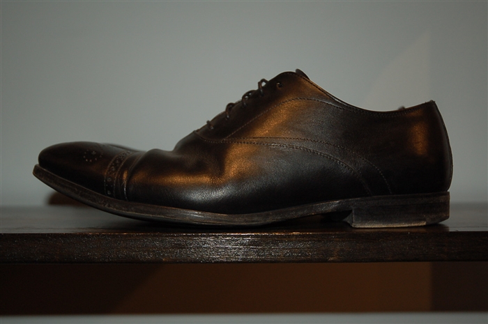 Black Leather Prada Oxford, size 8