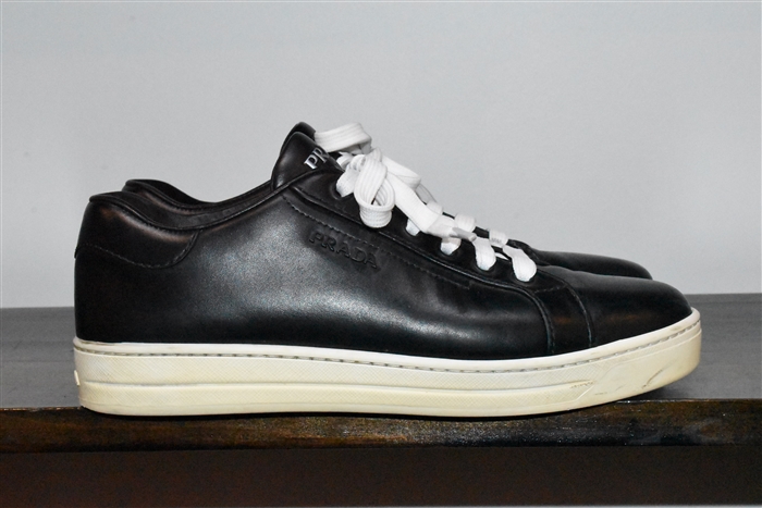 Black Leather Prada Sneaker, size 7