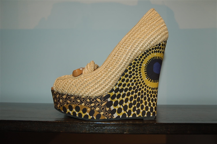 Straw Burberry Wedge, size 8