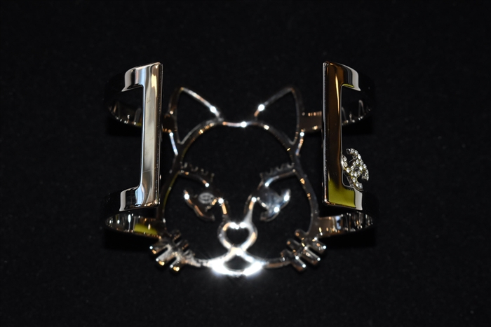 Silver Chanel Cuff, size O/S