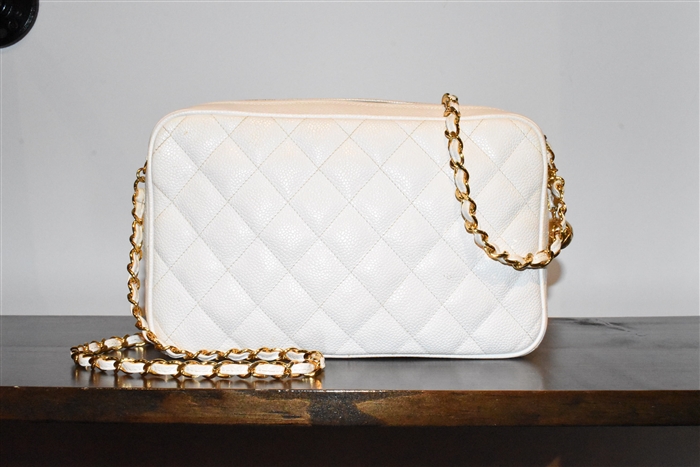 Soft White Chanel Shoulder Bag, size S