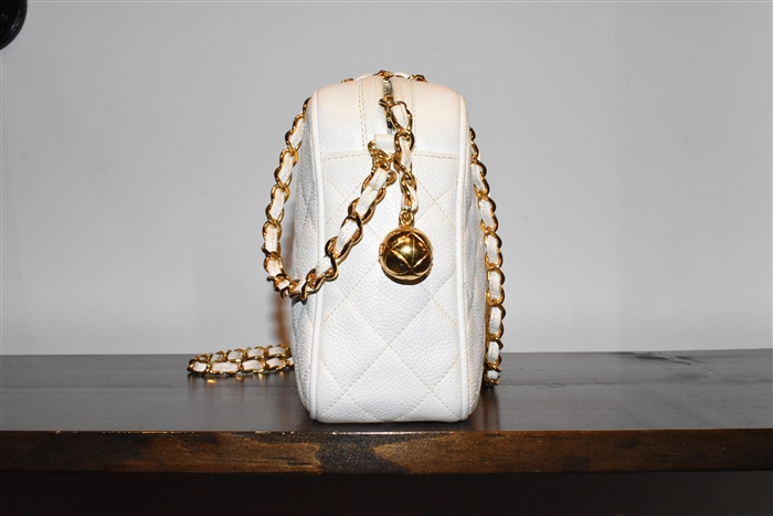 Soft White Chanel Shoulder Bag, size S