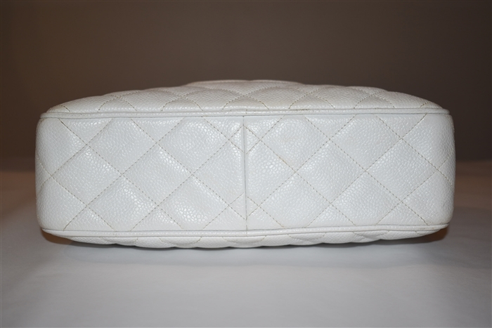 Soft White Chanel Shoulder Bag, size S