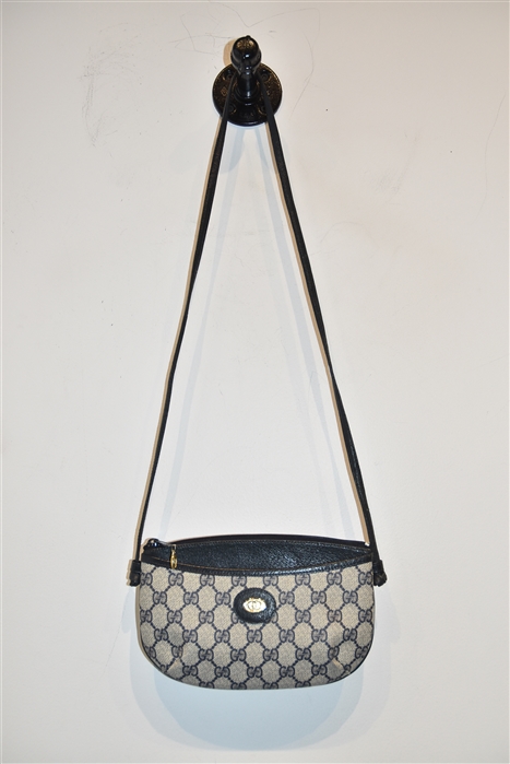 Monogram Gucci - Vintage Shoulder Bag, size S