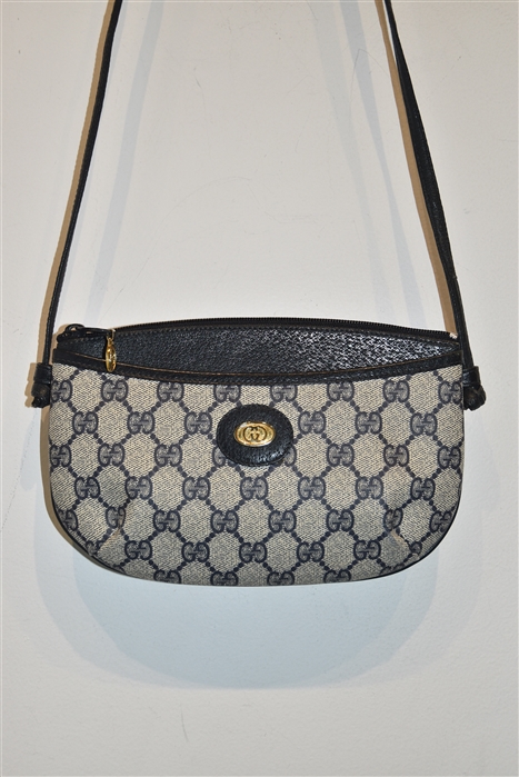 Monogram Gucci - Vintage Shoulder Bag, size S