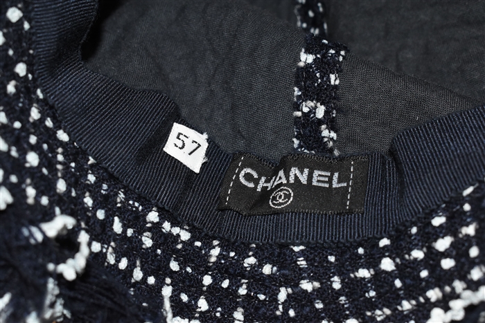 Navy Tweed Chanel - Vintage Hat, size S