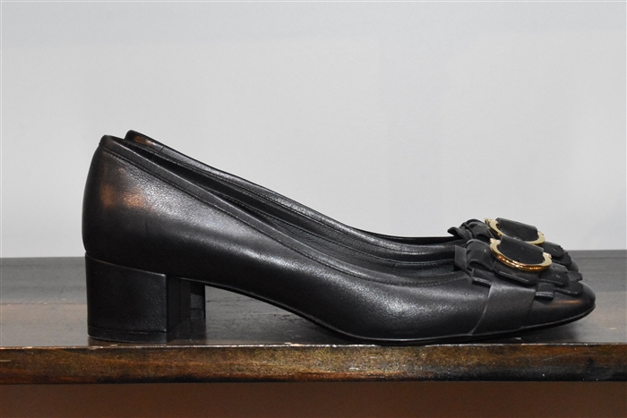 Black Leather Salvatore Ferragamo Pumps, size 8.5