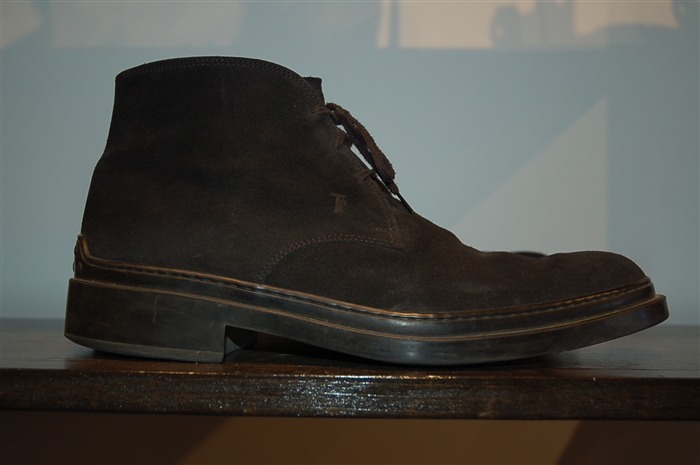 Black Suede Tod's Chukkas, size 10