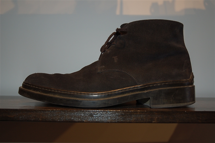 Black Suede Tod's Chukkas, size 10