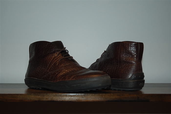 Dark Leather Tod's Chukkas, size 8.5