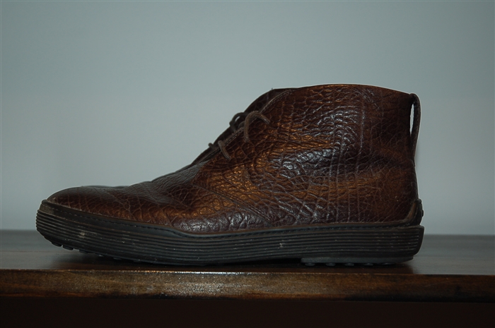 Dark Leather Tod's Chukkas, size 8.5