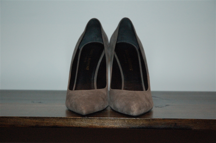 Smoky Gray Saint Laurent Pumps, size 8
