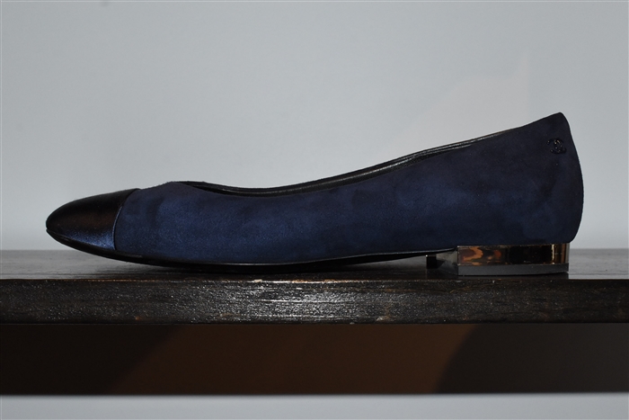 Navy Chanel Ballet Flats, size 7