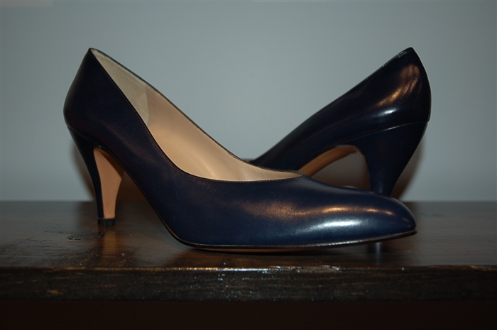 Navy Salvatore Ferragamo - Vintage Heels, size 11.5