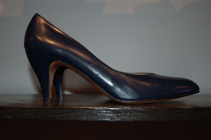 Navy Salvatore Ferragamo - Vintage Heels, size 11.5