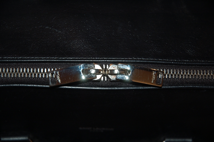 Black Leather Saint Laurent Duffel, size L