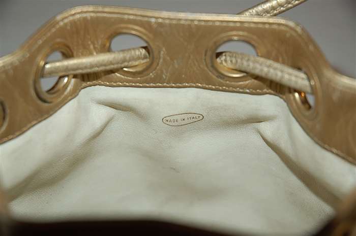 Gold Chanel - Vintage Bucket Bag, size S