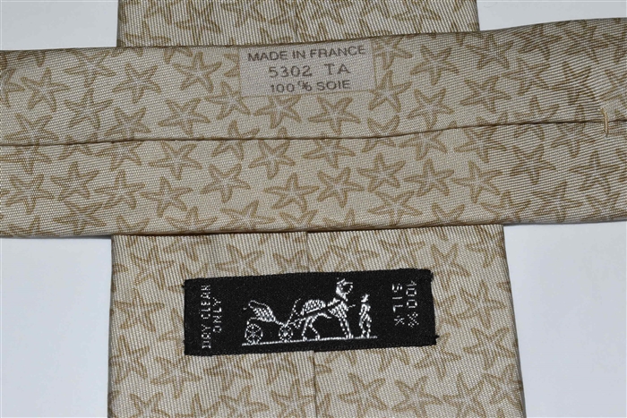 Beige Hermes Tie, size O/S