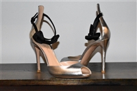 Metallic Silver Gianvito Rossi Peep-Toe, size 8.5