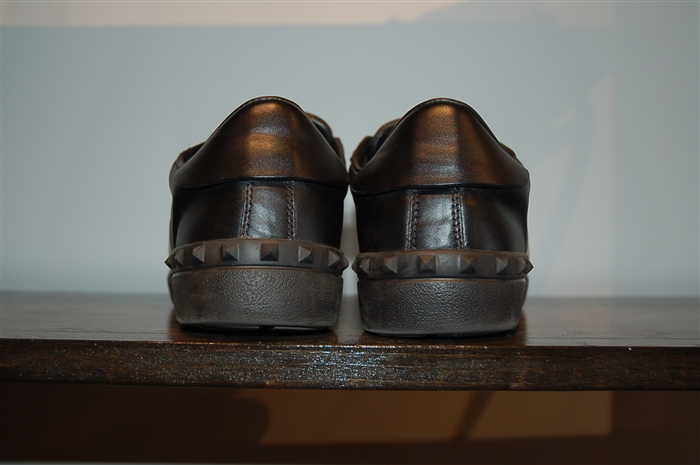 Black Leather Valentino Sneaker, size 8