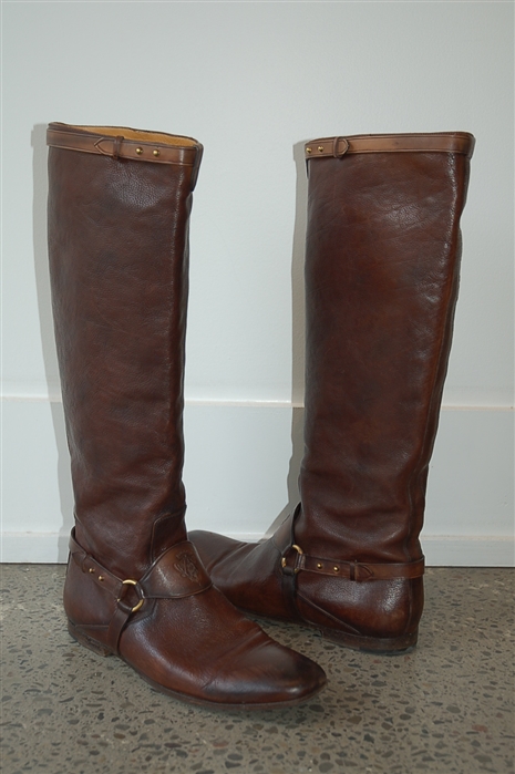 Dark Leather Gucci Boots, size 8