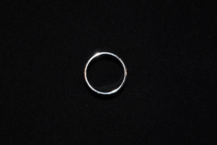 18K White Gold Gucci Ring, size O/S