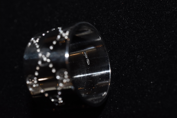 18K White Gold Gucci Ring, size O/S