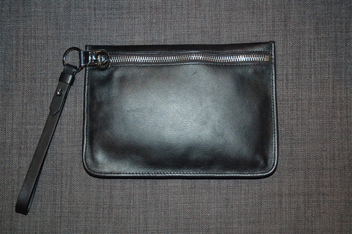 Black Leather Alexander Wang Clutch, size S