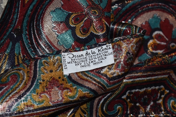 Paisley Oscar de la Renta Scarf, size O/S