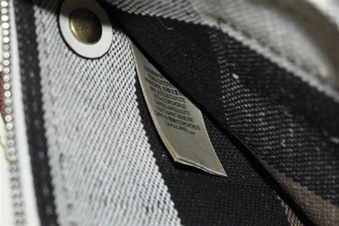 Check Burberry Shoulder Bag, size L