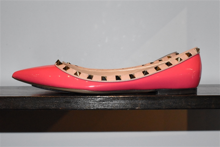 Fuchsia Valentino Flats, size 9