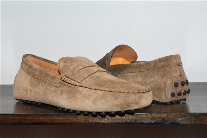 Walnut Tod's Loafer, size 9.5