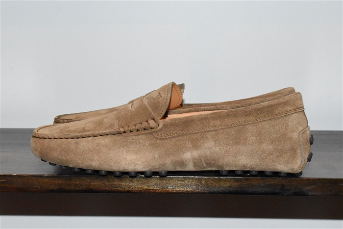 Walnut Tod's Loafer, size 9.5