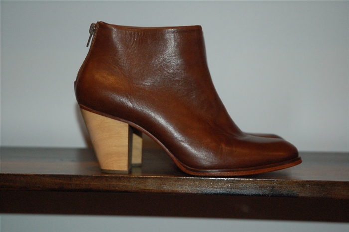 Dark Leather Rachel Comey Ankle Boots, size 9